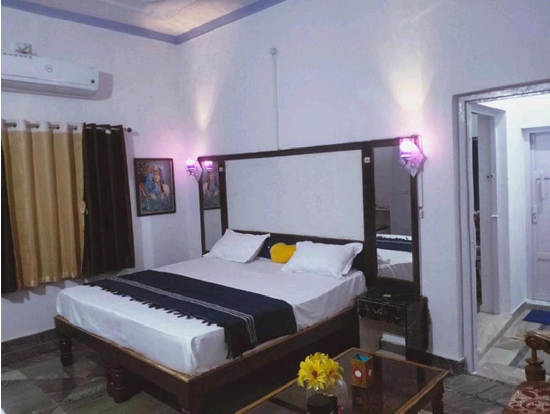 Eastern Gate Homestay Кгаджураго Екстер'єр фото